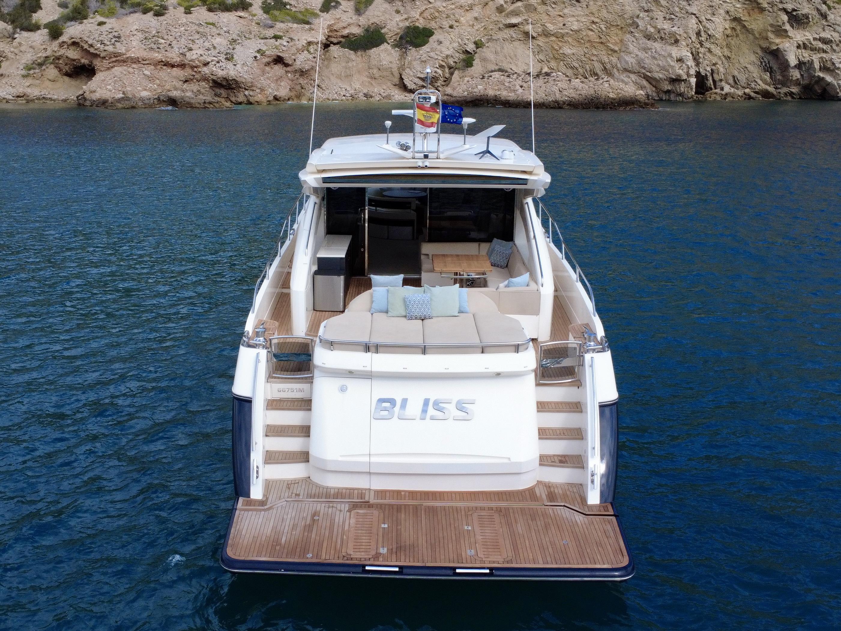 2015 PRINCESS  V72 